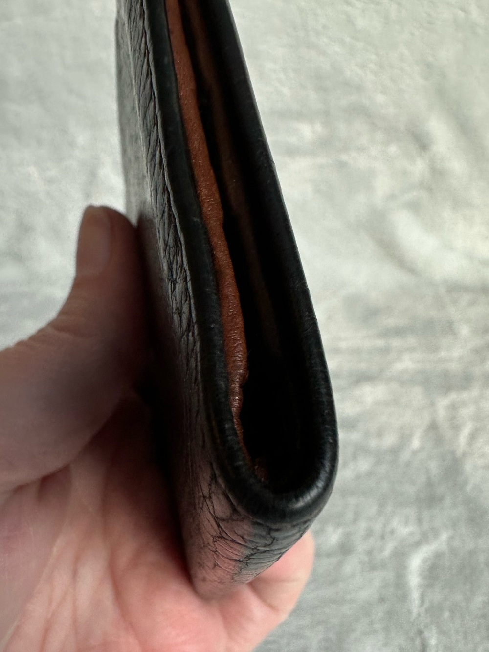 Vintage Gucci Bifold Wallet Black Brown Leather Snap Tab - Picture 10 of 12